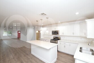2055 E Orange St. in Tempe, AZ - Building Photo - Building Photo