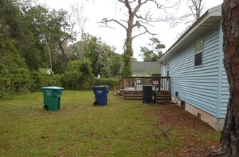 107 15th St in Apalachicola, FL - Building Photo - Building Photo