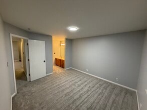 743 Sterling Ct, Unit A2 in Bartlett, IL - Building Photo - Building Photo