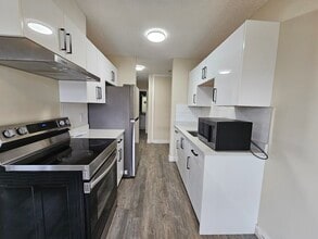 46117 Gore Ave in Chilliwack, BC - Building Photo - Building Photo