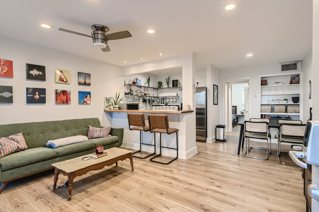 property at 1304 Summit St