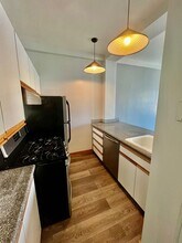 2415 Van Ness Ave in San Francisco, CA - Building Photo - Building Photo