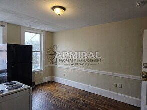 42 N Main St in Rochester, NH - Building Photo - Building Photo