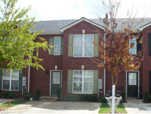 3333 Waldrop Trail in Decatur, GA - Foto de edificio