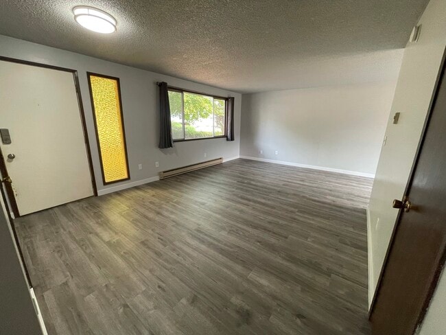 345 NW Robert St, Unit B in Pullman, WA - Building Photo - Building Photo