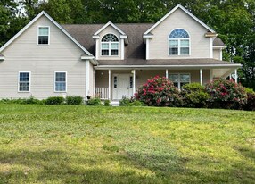 10 Keneson St in Billerica, MA - Building Photo