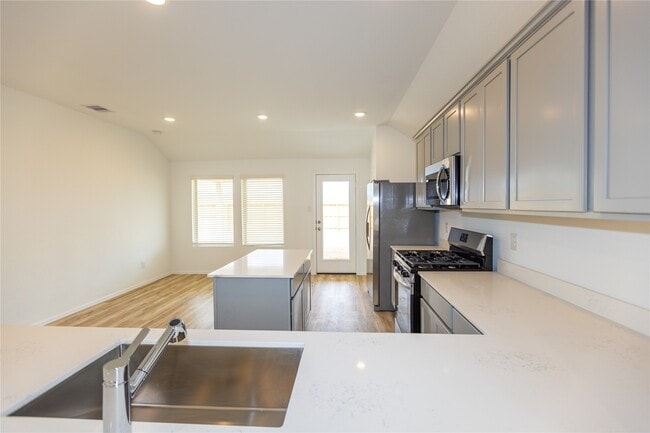 property at 5330 Sleepy Fox Ln