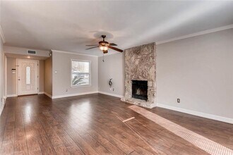 8901 Jesse James Dr in Austin, TX - Building Photo - Building Photo