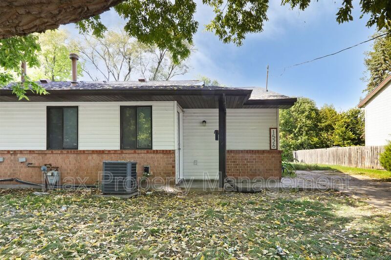1526 E 16th St in Des Moines, IA - Building Photo