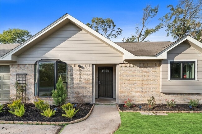 16506 Rawhide Trail in Cypress, TX - Foto de edificio - Building Photo