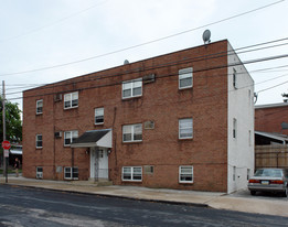 600 Dekalb St Apartments