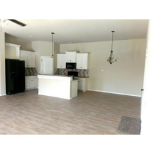 6806 Oakridge Ave in Lubbock, TX - Building Photo - Building Photo