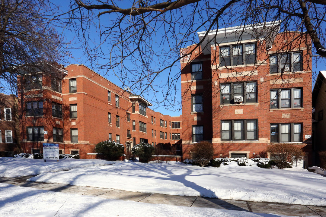 Keeler Court in Chicago, IL - Building Photo