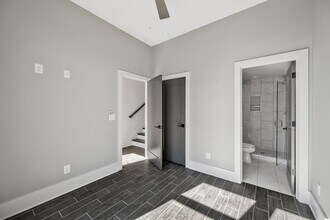 1648 19th Ave S in Nashville, TN - Building Photo - Building Photo