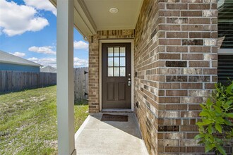 445 Camas Creek Ln in Magnolia, TX - Building Photo - Building Photo