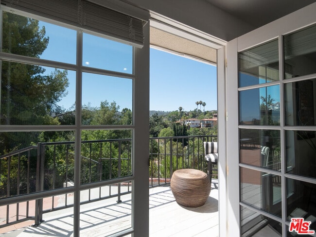 property at 5026 Medina Rd