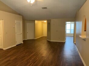 7691 Enderby Ave E in Jacksonville, FL - Building Photo - Building Photo