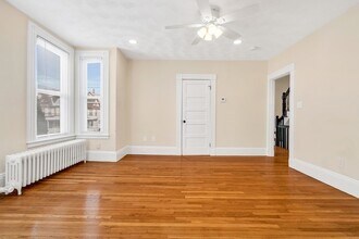 12-14-14 Beltran St, Unit 12-2 in Malden, MA - Building Photo - Building Photo