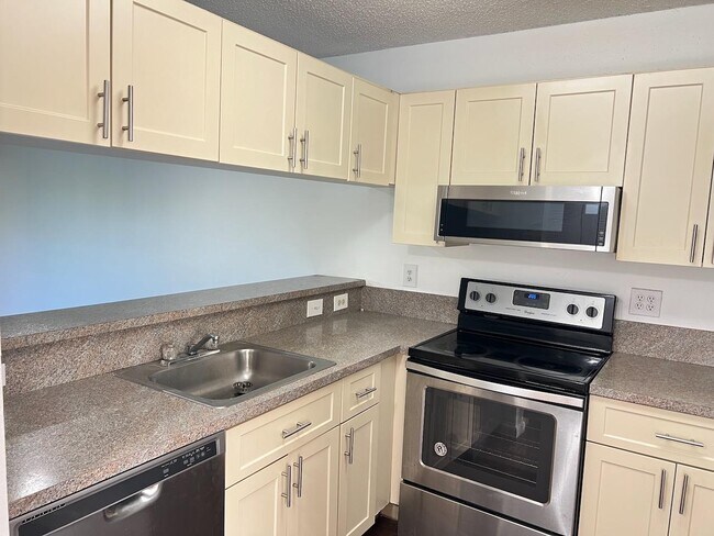 property at 9875 Nob Hill Ct