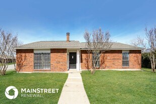 2122 Stockton Trail in Grand Prairie, TX - Building Photo