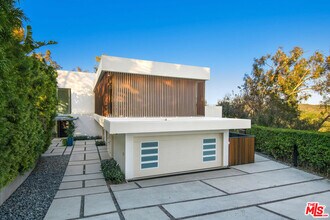 1920 Rial Ln in Los Angeles, CA - Building Photo - Building Photo