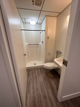 1120 Montana St-Unit -2 in Gooding, ID - Foto de edificio - Building Photo