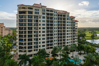 Milano at Deering Bay in Coral Gables, FL - Foto de edificio - Building Photo