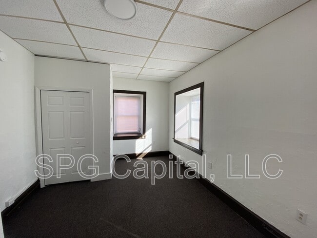 35 W Maple St in York, PA - Building Photo - Building Photo