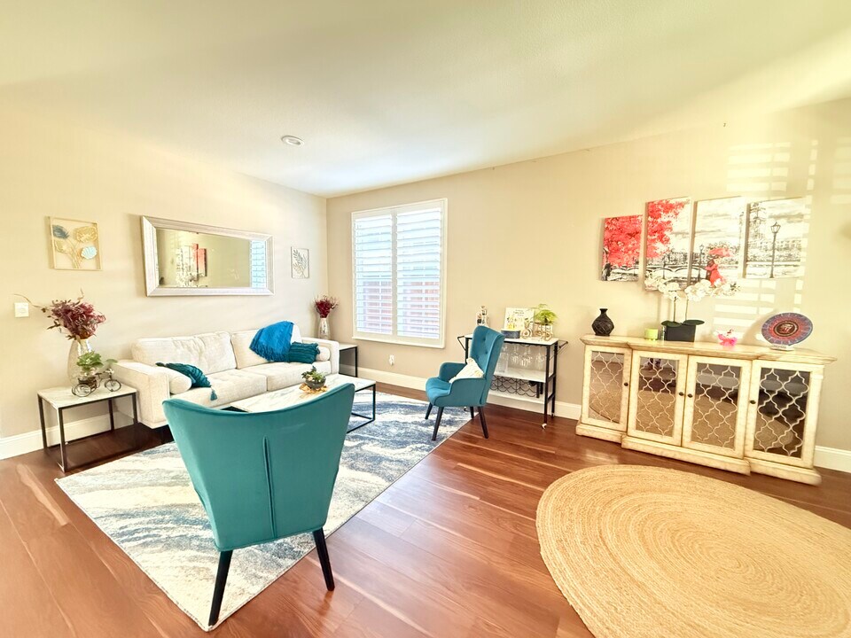 135 Gerbera St in Danville, CA - Building Photo