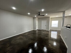 705 Cr 326 in Lindale, TX - Building Photo - Building Photo