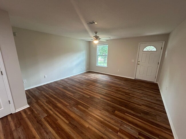 214 Emerald Ave in Pensacola, FL - Building Photo - Building Photo