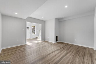 153 Old Lincoln Hwy in Malvern, PA - Foto de edificio - Building Photo