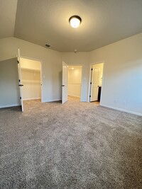 13841 Enzo Gate, Unit 101 in San Antonio, TX - Building Photo - Building Photo