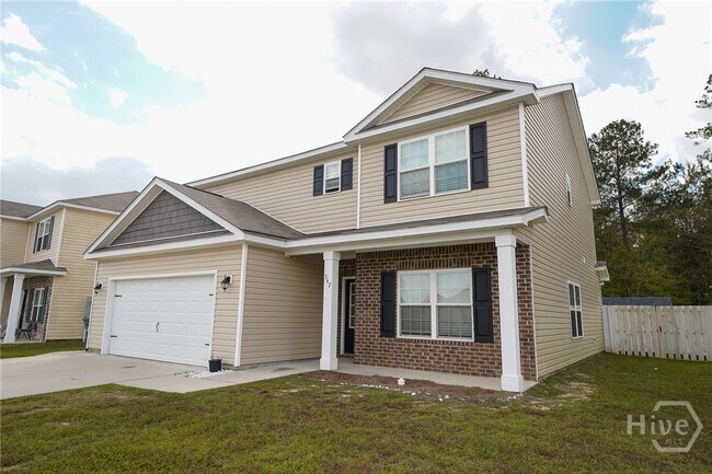 347 Coconut Dr in Bloomingdale, GA - Foto de edificio - Building Photo