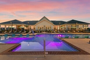 Hickory Cottages in Lebanon, IN - Building Photo