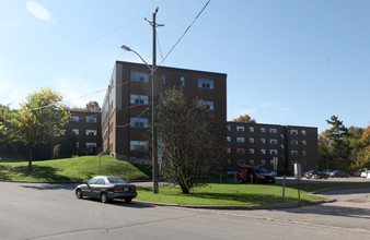 Seeley Estates in Toronto, ON - Building Photo - Building Photo