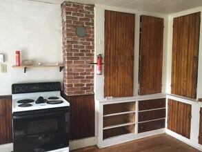 139 Railroad St in Johnson, VT - Building Photo - Building Photo