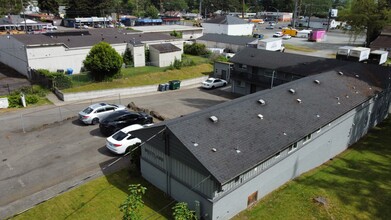 Westland Apartments in Lakewood, WA - Building Photo - Building Photo