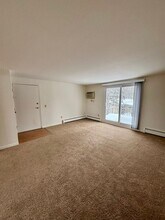 18 Losson Garden Dr in Cheektowaga, NY - Building Photo - Building Photo