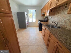 423 Sonora Ct in Gloucester Township, NJ - Building Photo - Building Photo