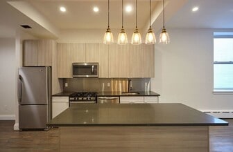 45 Beekman St, Unit 3S in New York, NY - Building Photo - Building Photo