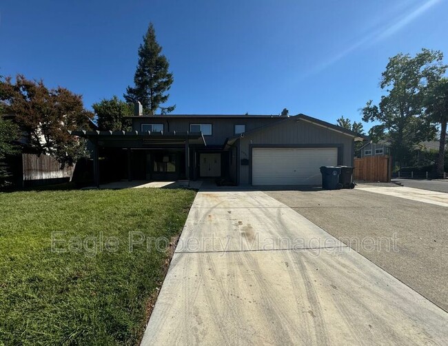 6931 Cobblestone Way in Citrus Heights, CA - Foto de edificio - Building Photo