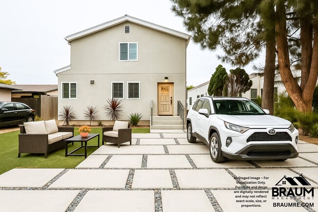 property at 1622 S Carmelina Ave
