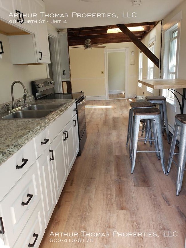 48 4th St in Dover, NH - Building Photo - Building Photo