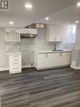 29 Lampman Cres in Brampton, ON - Building Photo - Building Photo