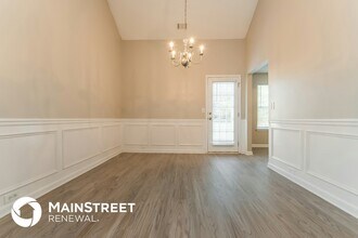 5754 Star Flower Dr in Ellenwood, GA - Building Photo - Building Photo