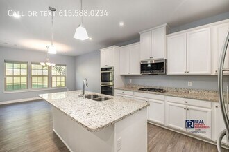 7216 Sky Meadow Dr in College Grove, TN - Building Photo - Building Photo