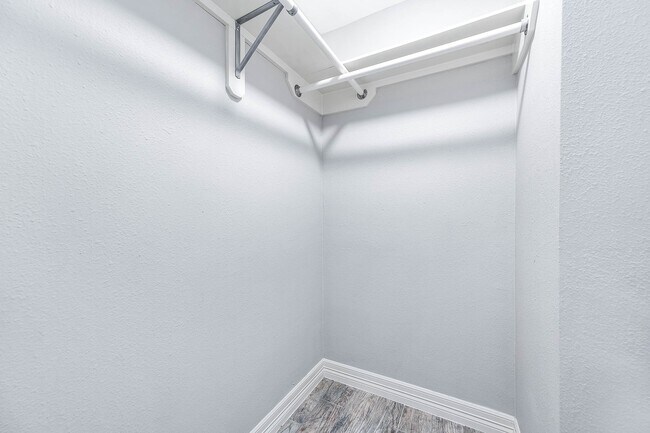 property at 5528 Beverly Hill St