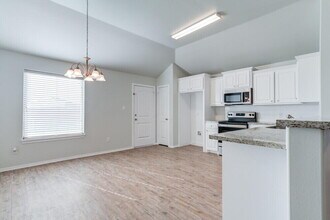 1303 Kingston St in Wolfforth, TX - Building Photo - Building Photo