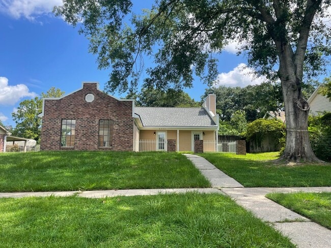 property at 9843 Kinglet Dr